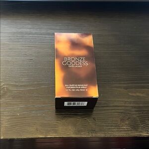 Estée Lauder luxury Bronze Goddess